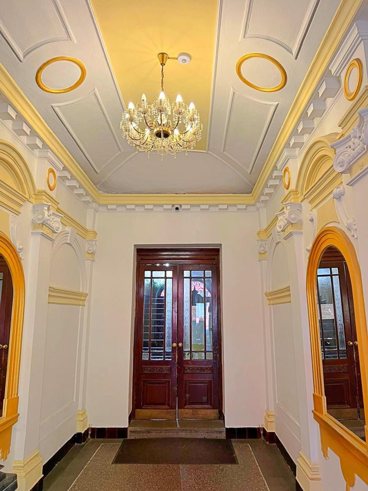 Mezonetovy Apartman V Centru Prague Extérieur photo