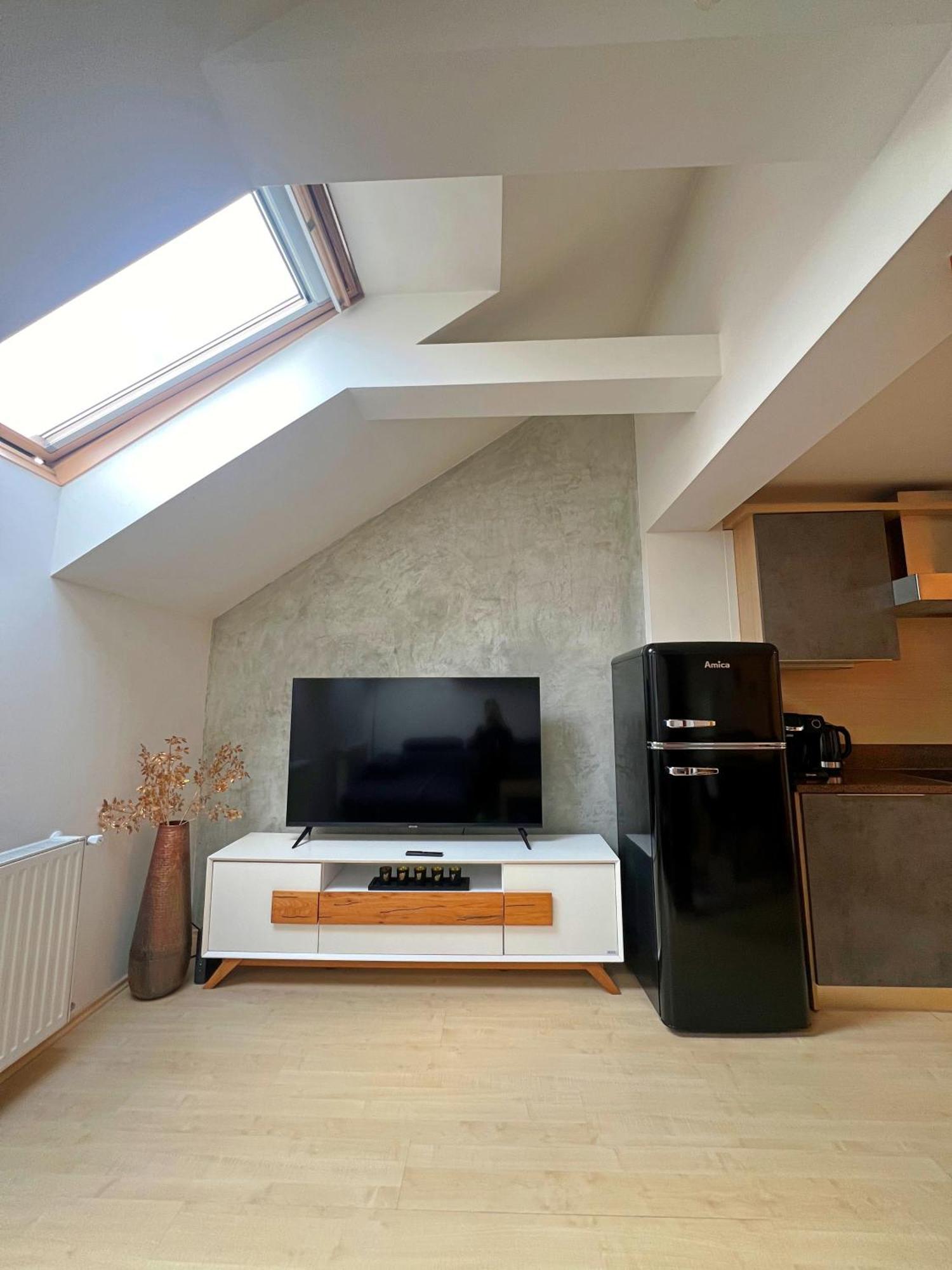 Mezonetovy Apartman V Centru Prague Extérieur photo
